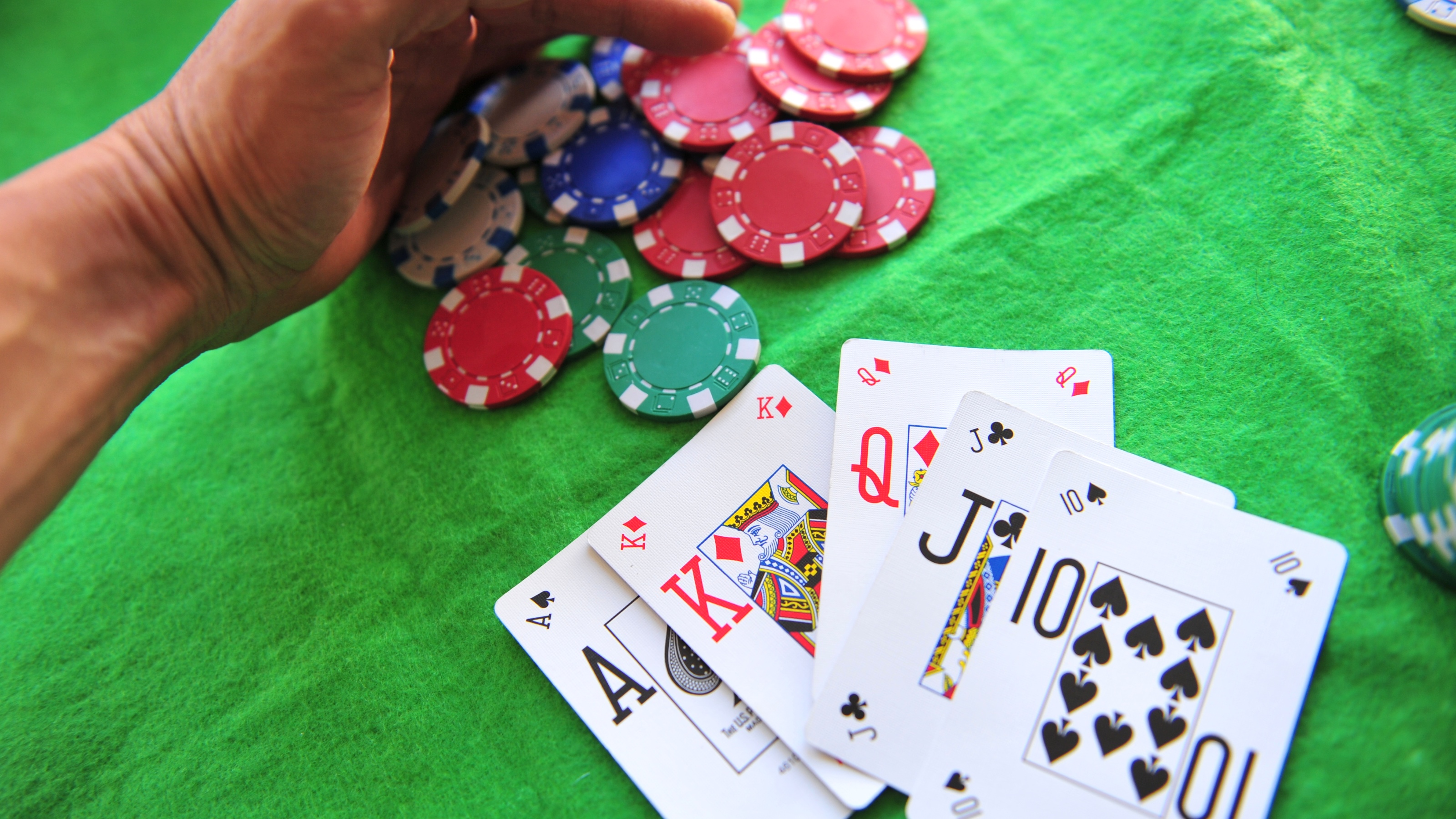 секреты игры в онлайн покера