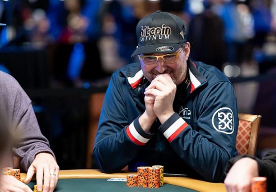 Фил Хельмут охотится за 17-м браслетом WSOP в ивенте Razz за $10,000